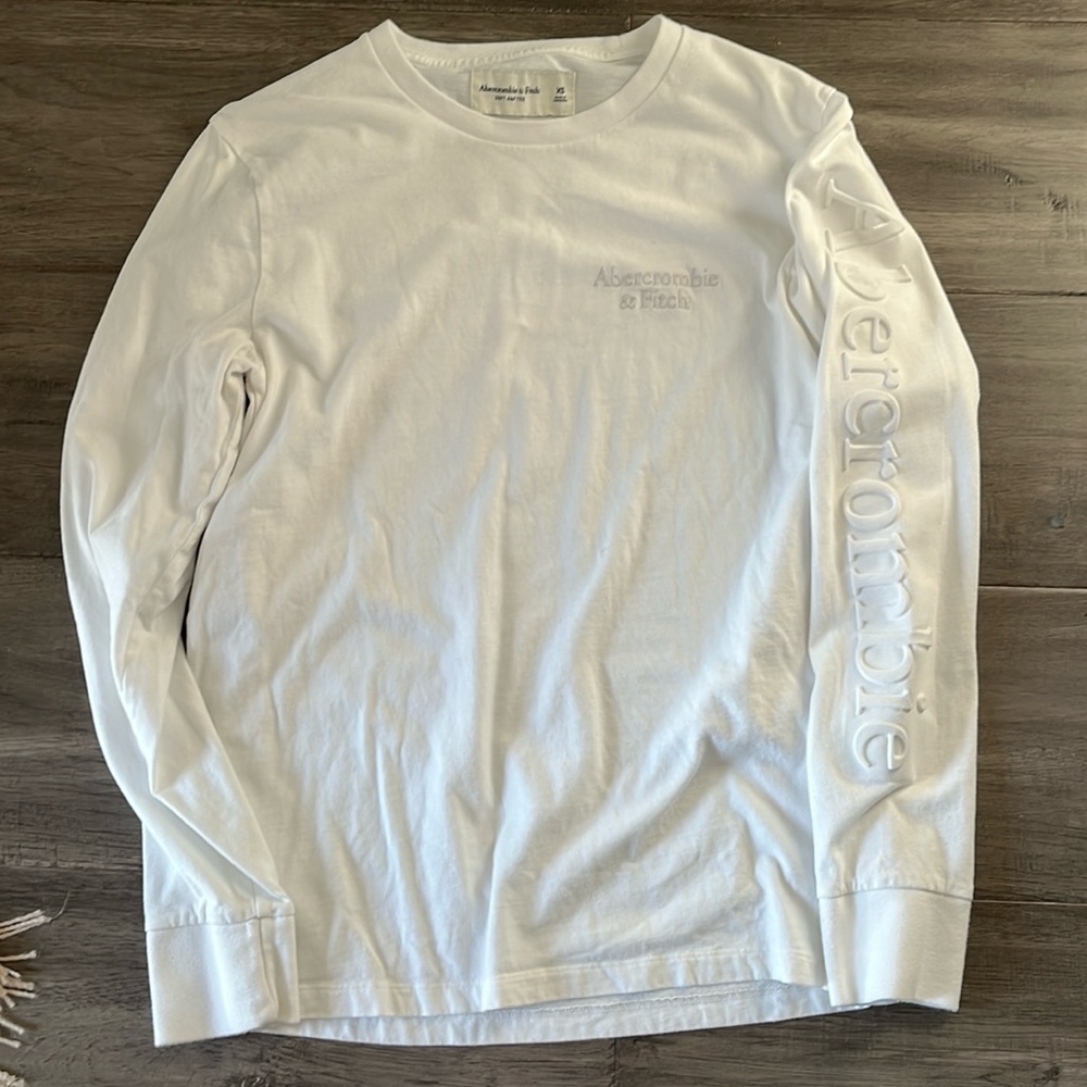 Abercrombie & Fitch White Long Sleeve Tee